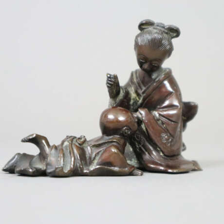 Miniatur-Figurengruppe - Japan, Bronze, dunkelbrau… - фото 1