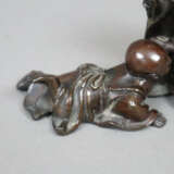 Miniatur-Figurengruppe - Japan, Bronze, dunkelbrau… - фото 4