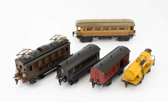 Märklin-Modelleisenbahn-Set - photo 1