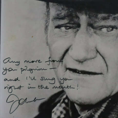 John Wayne - eigenhändig signiertes Foto von John … - photo 2