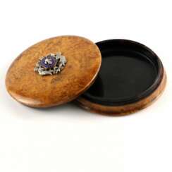 Coffret rond en bois. 