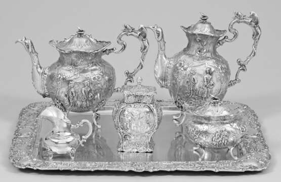 Historismus Kaffee- und Teeservice mit Watteau-Sze… - photo 1