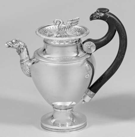 Seltene Biedermeier-Kaffeekanne Silber. Trompetenf… - Foto 1