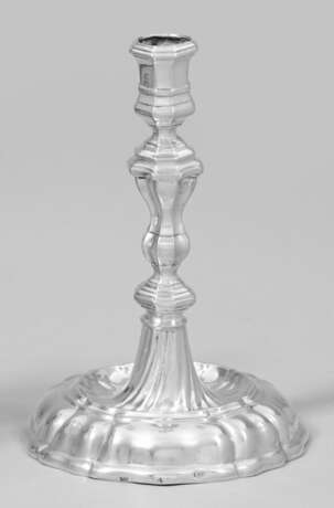 Barocker Tafelleuchter Silber. Runder, vierfach pa… - photo 1