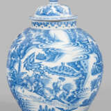 Frankfurter Deckelvase mit Chinoiserien Fayence. O… - фото 1