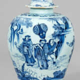 Frankfurter Deckelvase mit Chinoiserien Fayence. O… - photo 1