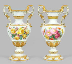 Große Meissen Prunkvase mit Blumendekor in der …