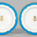 Paar Suppenteller mit Monogramm von Friedrich C… - фото 1
