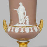 Klassizistische Kratervase mit Reliefdekor von Mei… - photo 1