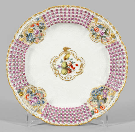 Meissen Speiseteller aus dem sog. Schwerin-Service… - фото 1