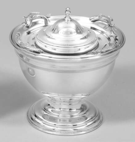 Kaviarschale Sterlingsilber. Über getrepptem Runds… - фото 1