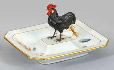 Höchster-Zierschale mit Hahnenfigur von Juwelier F…