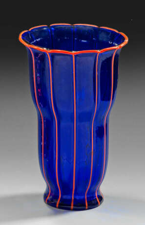 "Tango"-Glasvase von Loetz Hohe, geschweifte Glock… - photo 1