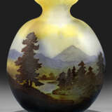 Große Gallé-Vase mit Alpenlandschaftsdekor "Paysag… - photo 1