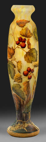 Große Jugendstil-Ziervase mit Weißdorn-Dekor von D… - photo 1