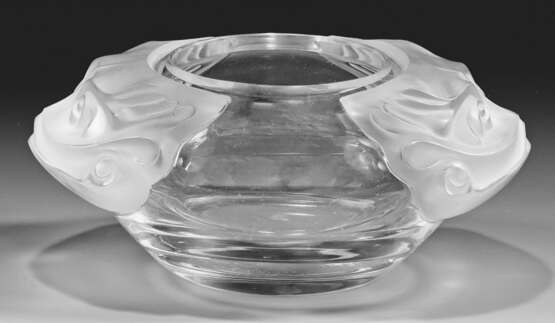 Lalique-Vase Gedrückt-kugelige Form mit reliefplas… - photo 1