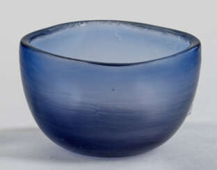 "Battuto"-Schale von Venini Stahlblaue Glasschale.…