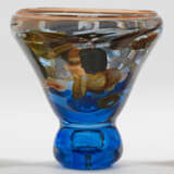 Kelchvase Farbloses Glas über buntem, von Blau ins… - photo 1