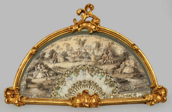 Dekorativer Louis XVI-Fächer im Schaurahmen 16 Fal… - photo 1