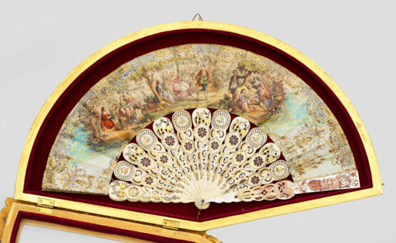 Napoleon III-Fächer im Schaurahmen 12 Falt- und 2 … - photo 2