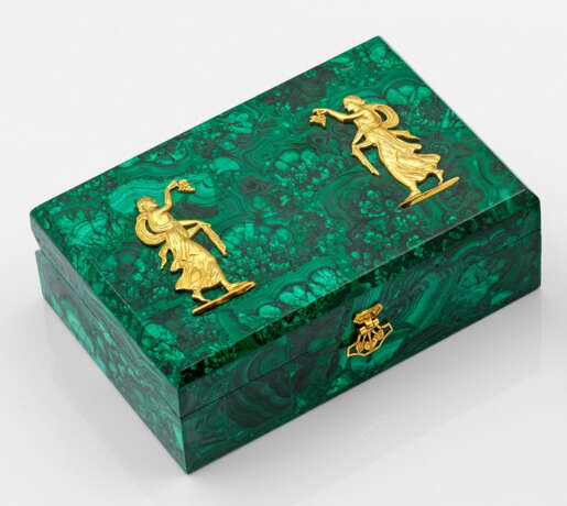 Malachit-Schatulle im Stil von Karl Fabergé. Recht… - photo 1