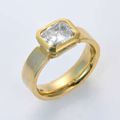 Moderner Diamant-Solitärring Gelbgold, gest. 750. …