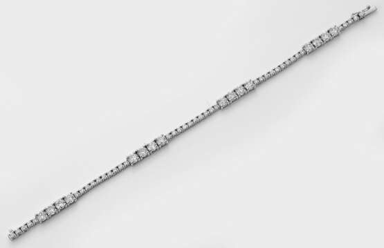 Hochkarätiges Brillant-Rivière-Armband Weißgold, g… - photo 1