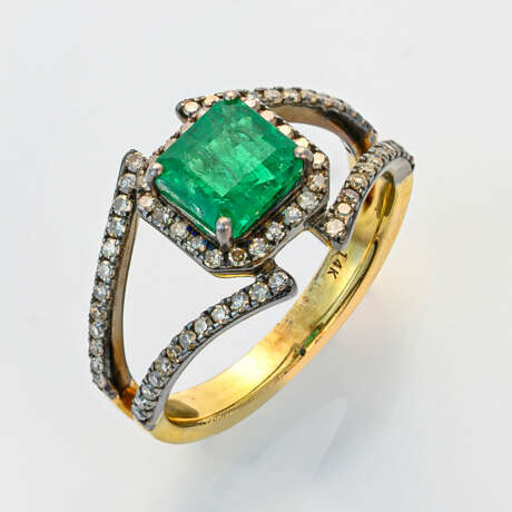Smaragd-Diamantring in Ajour Silber, vergoldet in … - photo 1
