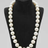 Südseeperl-Collier Einreihige Kette aus 33 schneew… - photo 1