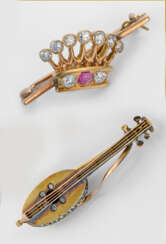 "Mandolinen"- und "Kronen"-Brosche mit Diamanten G…