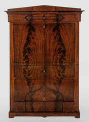 Kleiner Biedermeier-Sekretär Mahagoni, furniert. L…