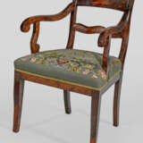 Biedermeier-Armlehnstuhl Buchenholz, mahagonifarbe… - photo 1
