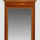 Louis XVI-Wandspiegel Mahagoni, furniert sowie Hol… - photo 1