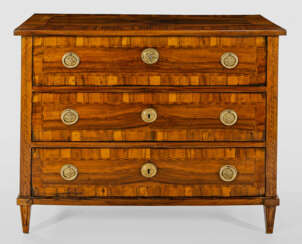 Louis XVI-Kommode Nussbaum, furniert sowie Einlage…