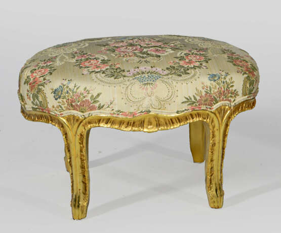 Kleiner Hocker im Louis XV-Stil Holz, geschnitzt, … - фото 1