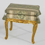 Louis XV-Tabouret Holz, geschnitzt, gefasst und ve… - фото 1