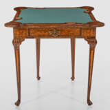 Barock-Spieltisch Nussbaum und Nussbaummaser, mass… - Foto 2