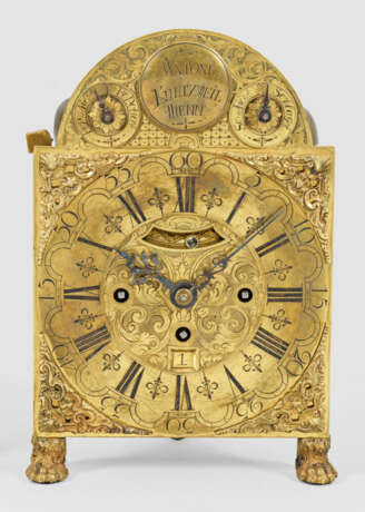 Barock-Tischuhr Messing und Eisen. Flaches Zifferb… - photo 1