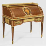 Signiertes Louis XVI-Zylinderbureau von Henry Dass… - Foto 1