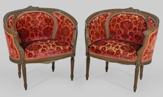Paar Louis XVI-Salonsessel Buchenholz, nussbaumfar… - photo 1