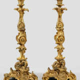 Paar große Napoleon III-Kerzenleuchter 1-flg.; Bro… - фото 1