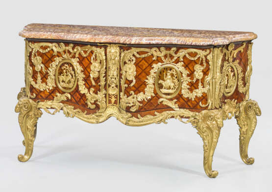 Große repräsentative Louis XV-Prunkkommode nach… - photo 1