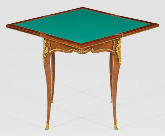 Feiner Louis XV-Spieltisch Palisander, furniert. P… - фото 2