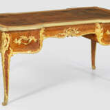 Louis XV-Bureau plat Palisander und Mahagoni, furn… - photo 1