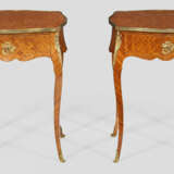 Paar Beistelltische im Louis XV-Stil Rosenholz, fu… - фото 1