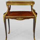 Etagèrentisch im Louis XV-Stil Nussbaum und Rosenh… - photo 1