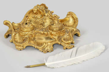 Belle Epoque-Schreibzeug Bronze, vergoldet. Stark …