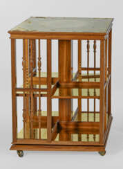 Revolving Bookcase Mahagoni und Messing. Hochrecht…