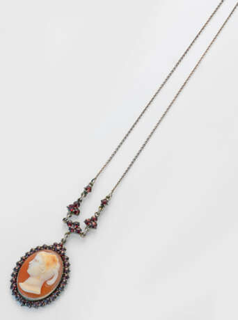 Granat-Collier mit Kamee-Anhänger Silber… - photo 1
