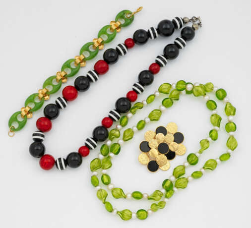 Konvolut Modeschmuck 4-tlg.; Zwei Ketten… - photo 1